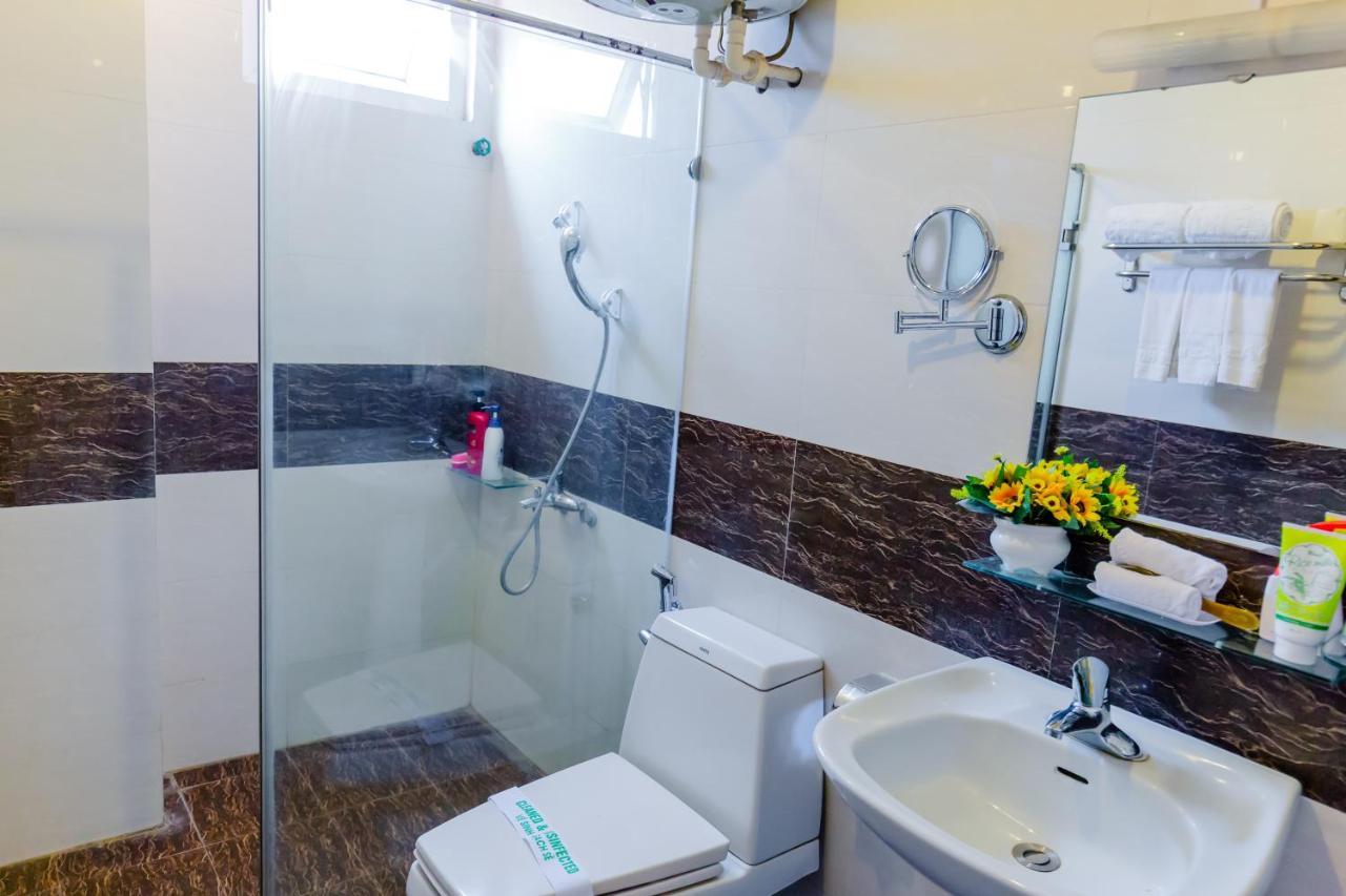 A25 Hotel - 150 Nguyễn Thái Học Hanoi Esterno foto