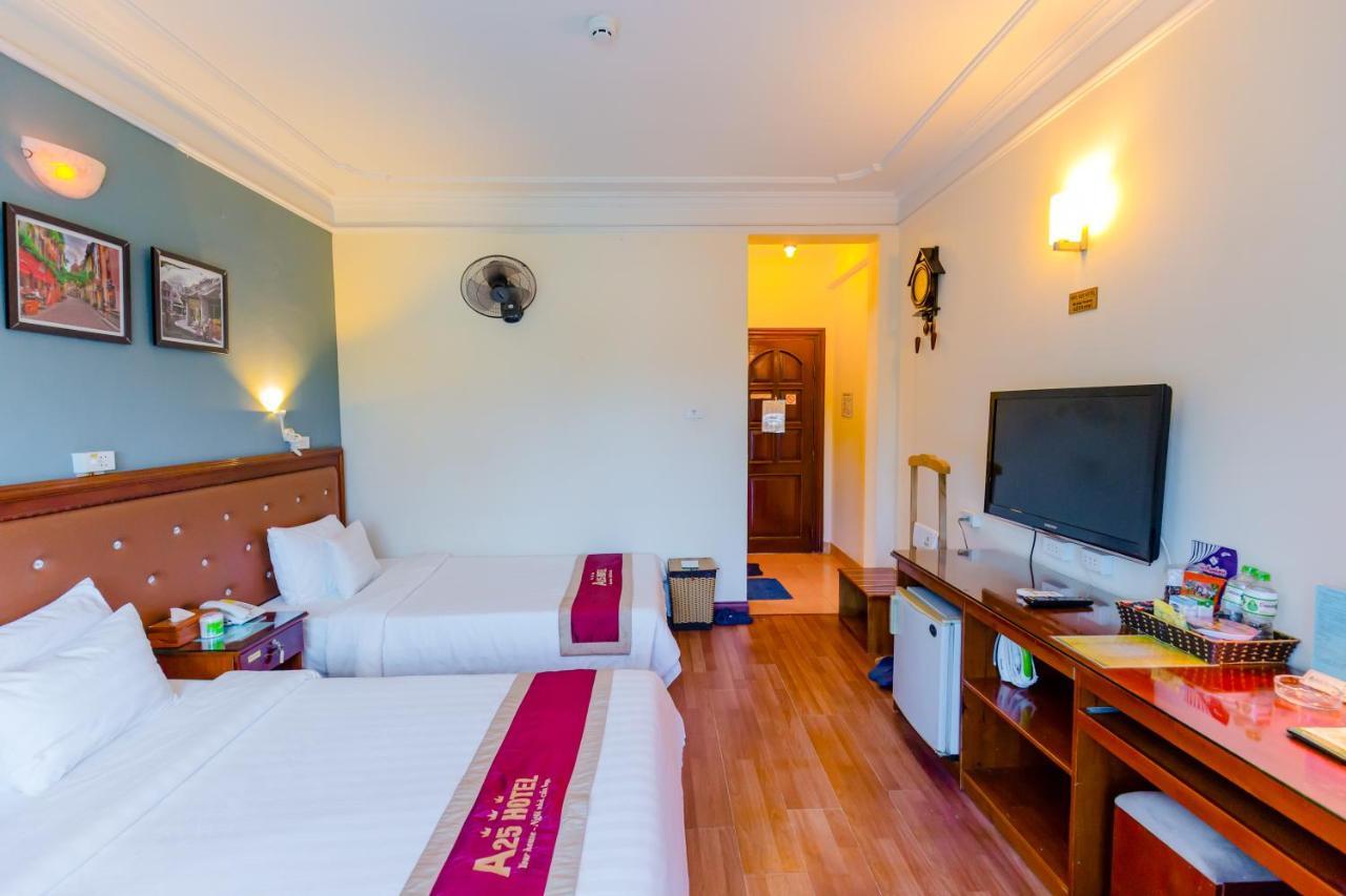 A25 Hotel - 150 Nguyễn Thái Học Hanoi Esterno foto