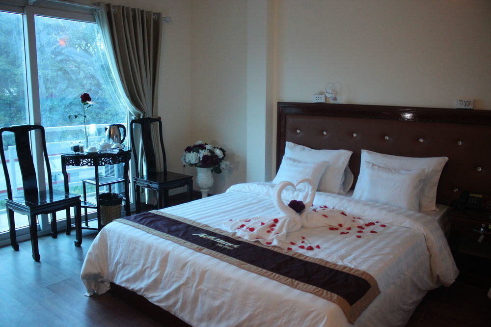 A25 Hotel - 150 Nguyễn Thái Học Hanoi Esterno foto