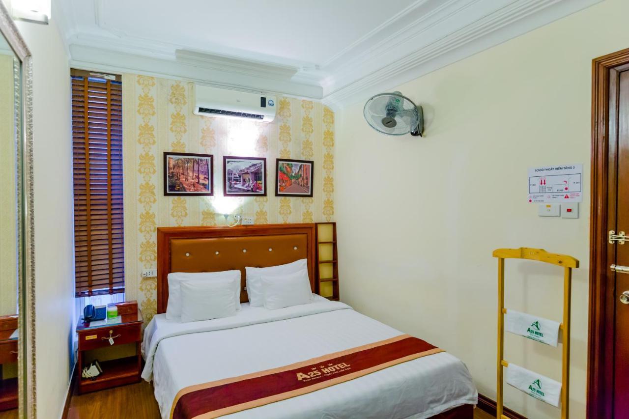 A25 Hotel - 150 Nguyễn Thái Học Hanoi Esterno foto